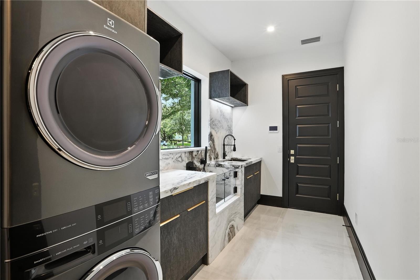 ISLEWORTH - Residential