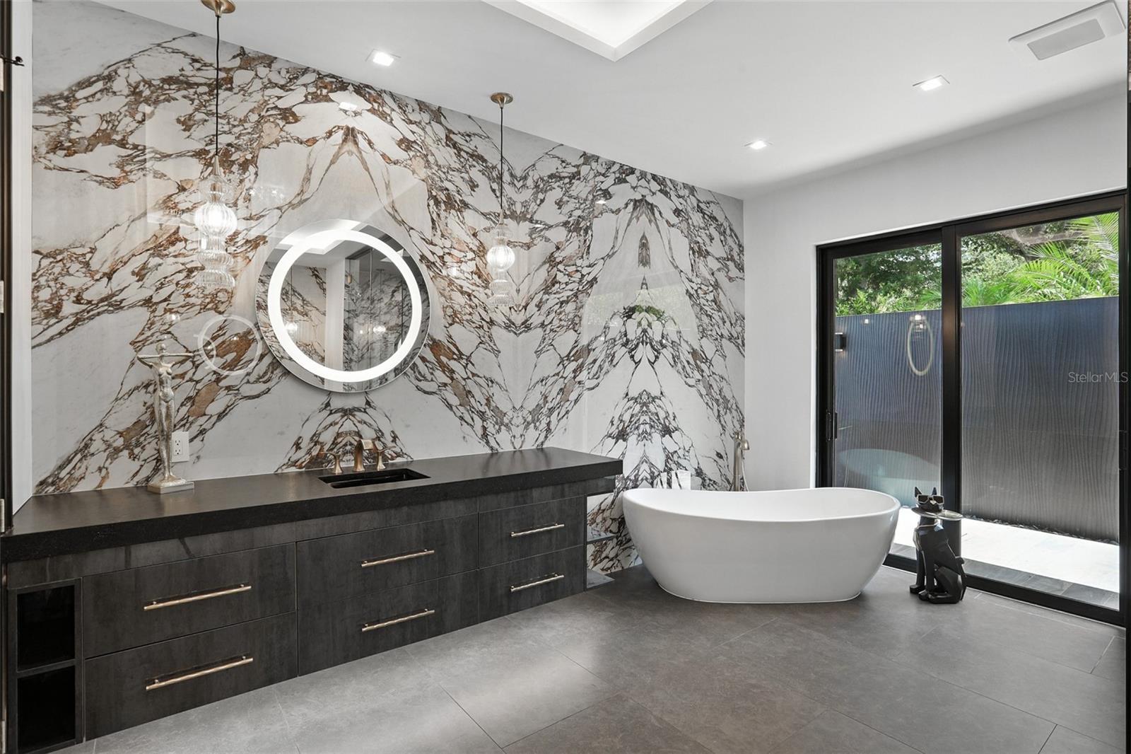 ISLEWORTH - Residential