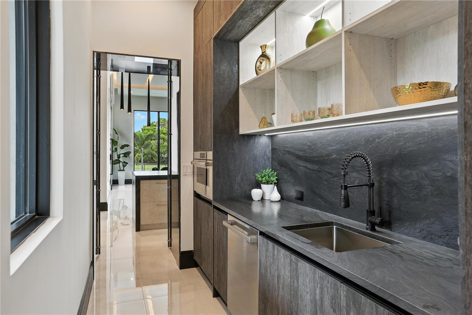 ISLEWORTH - Residential