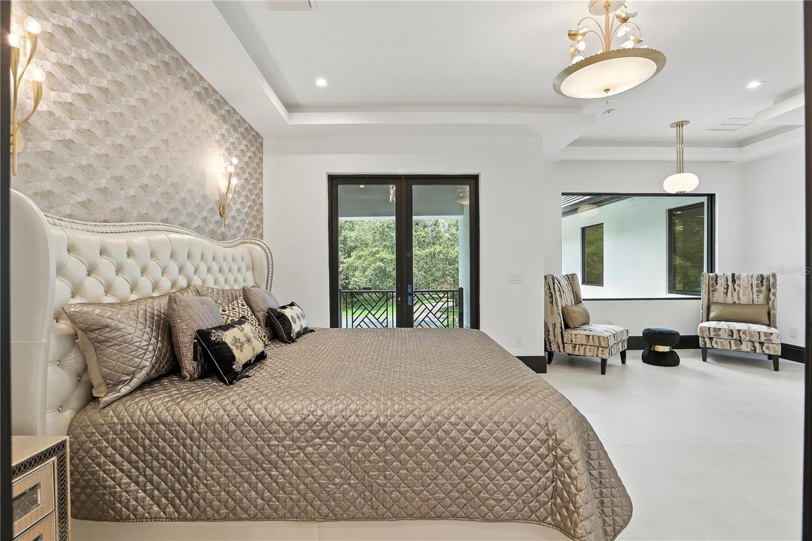 ISLEWORTH - Residential