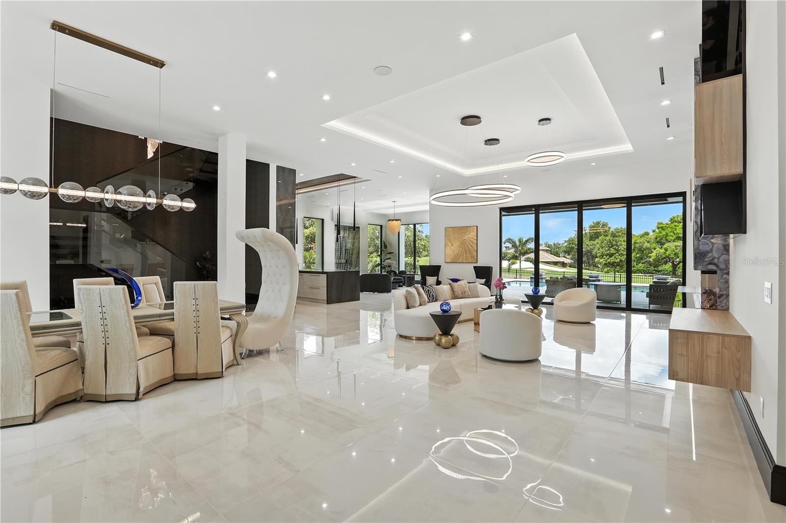 ISLEWORTH - Residential