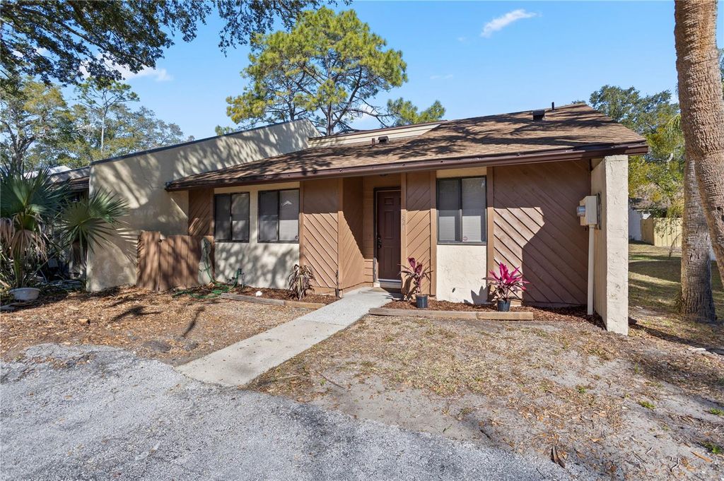 Photo of 521 Derby Dr, Altamonte Springs, FL 32714 (MLS # O6380973)