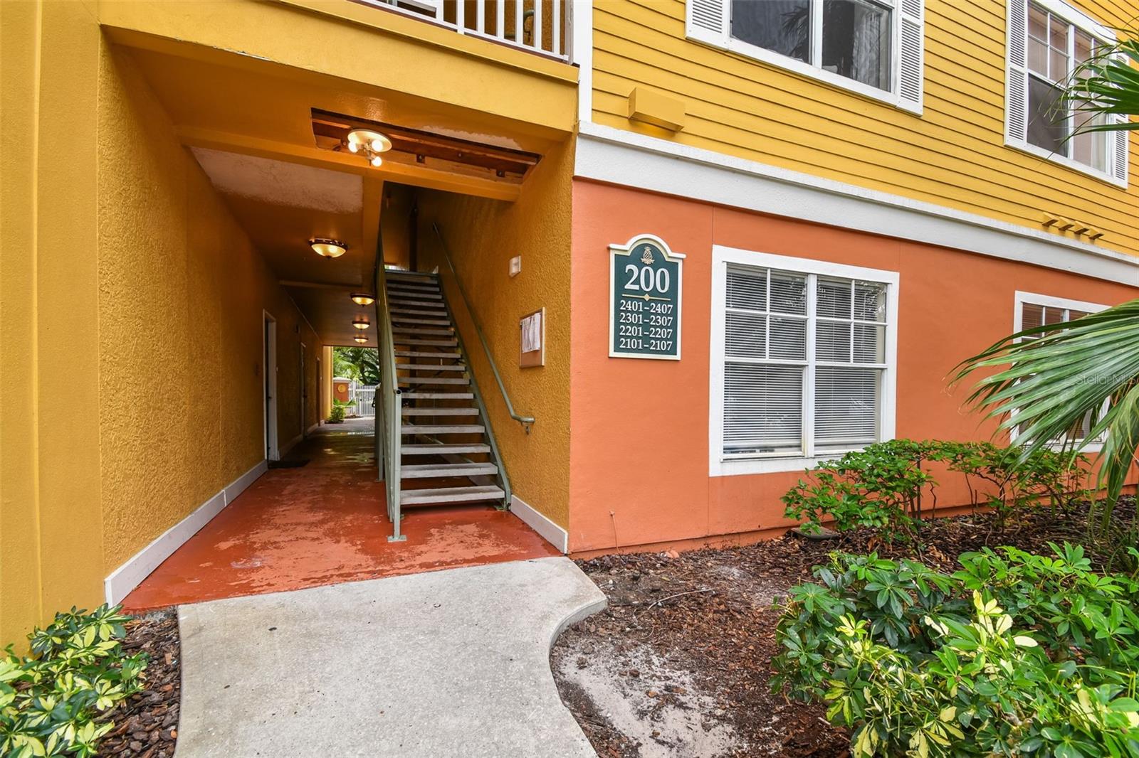 4207 S DALE MABRY HIGHWAY 2105