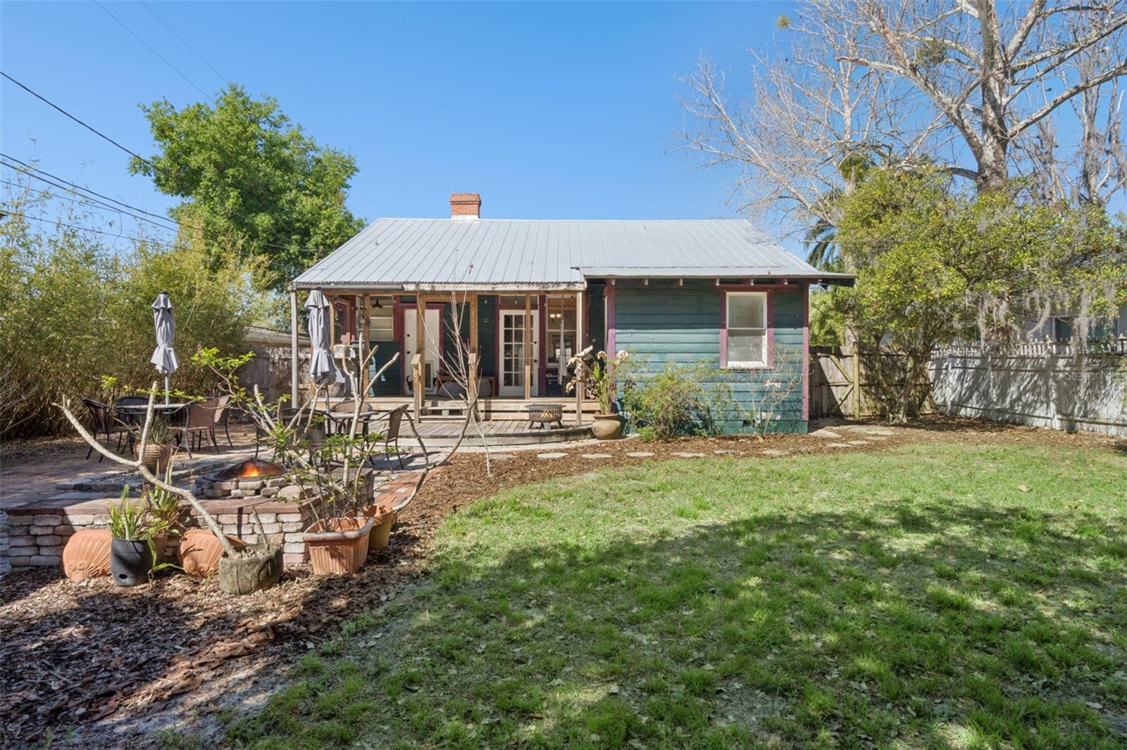 KILLARNEY ESTATES - Residential