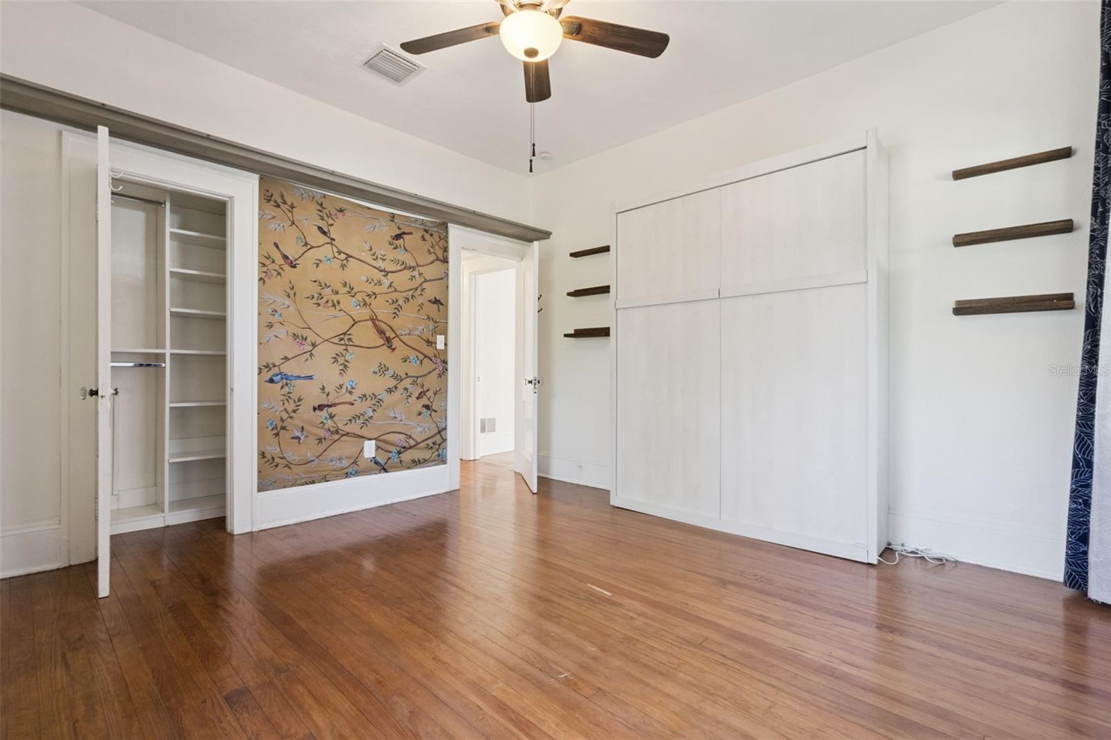 KILLARNEY ESTATES - Residential