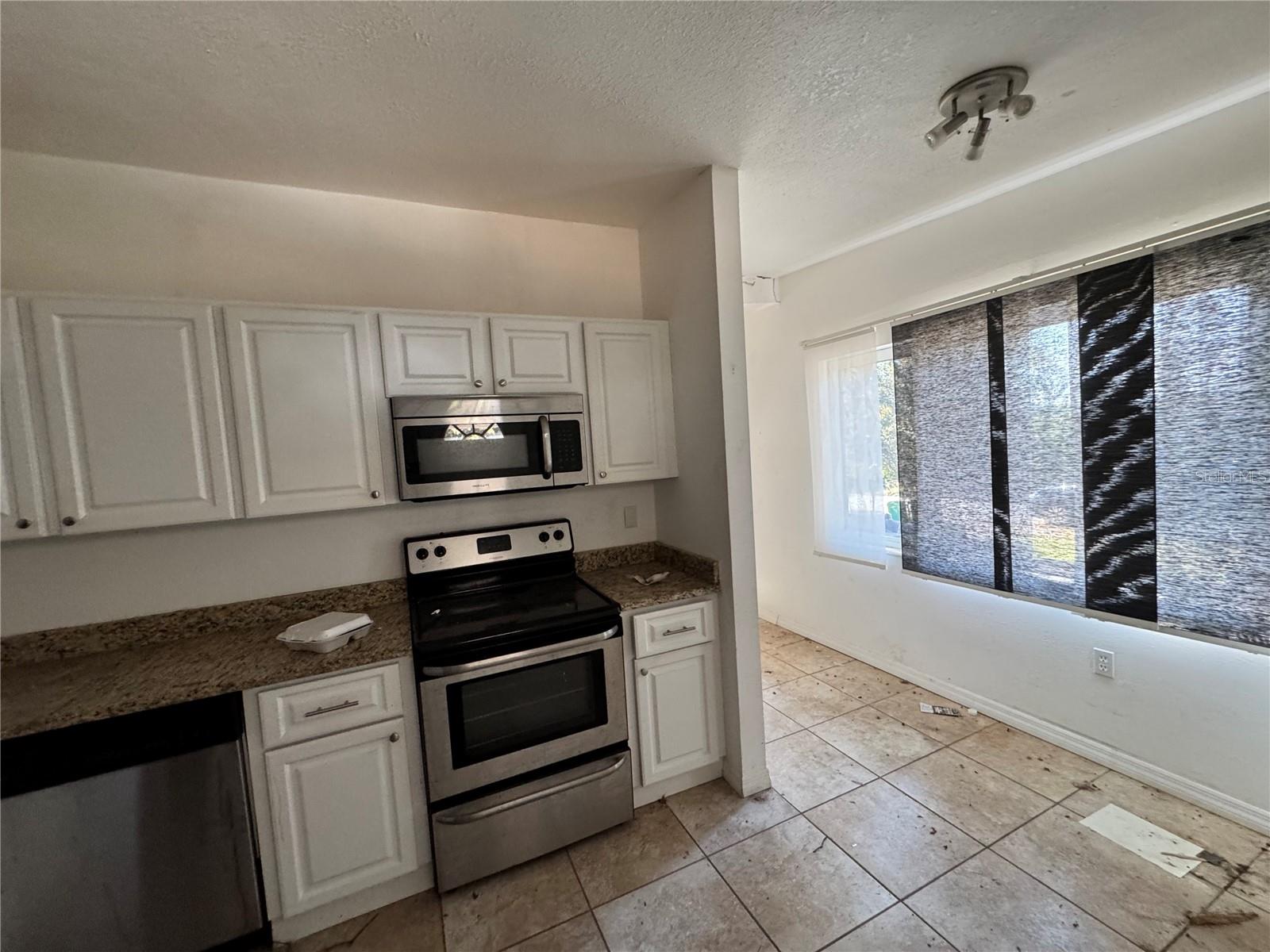 TEMPLE CREST UNIT NO 3 - Residential