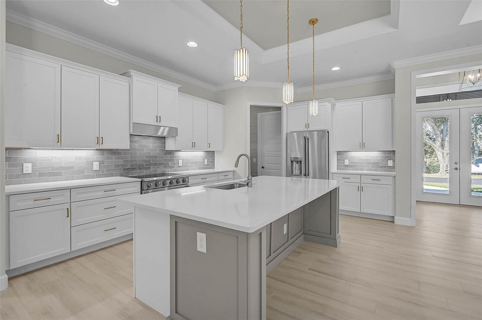 PEBBLE CREEK - Residential