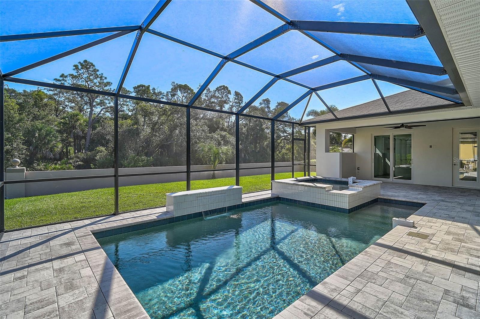 PEBBLE CREEK - Residential