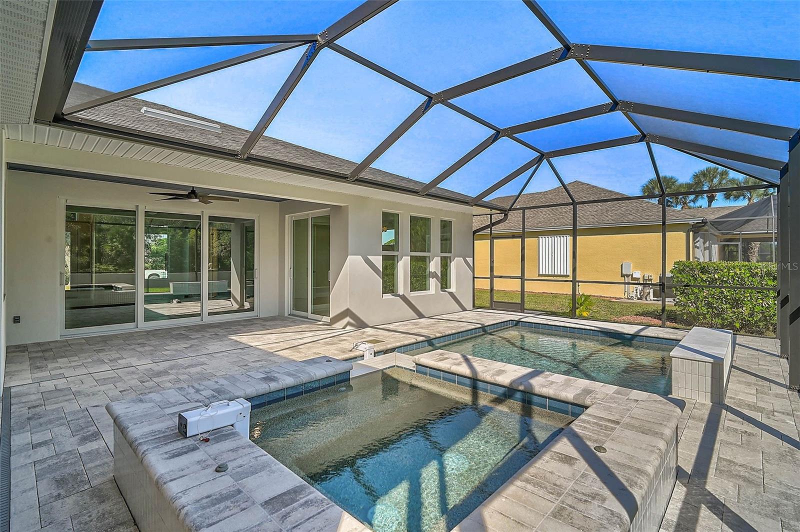 PEBBLE CREEK - Residential