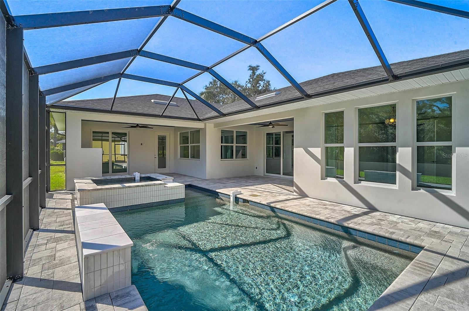 PEBBLE CREEK - Residential