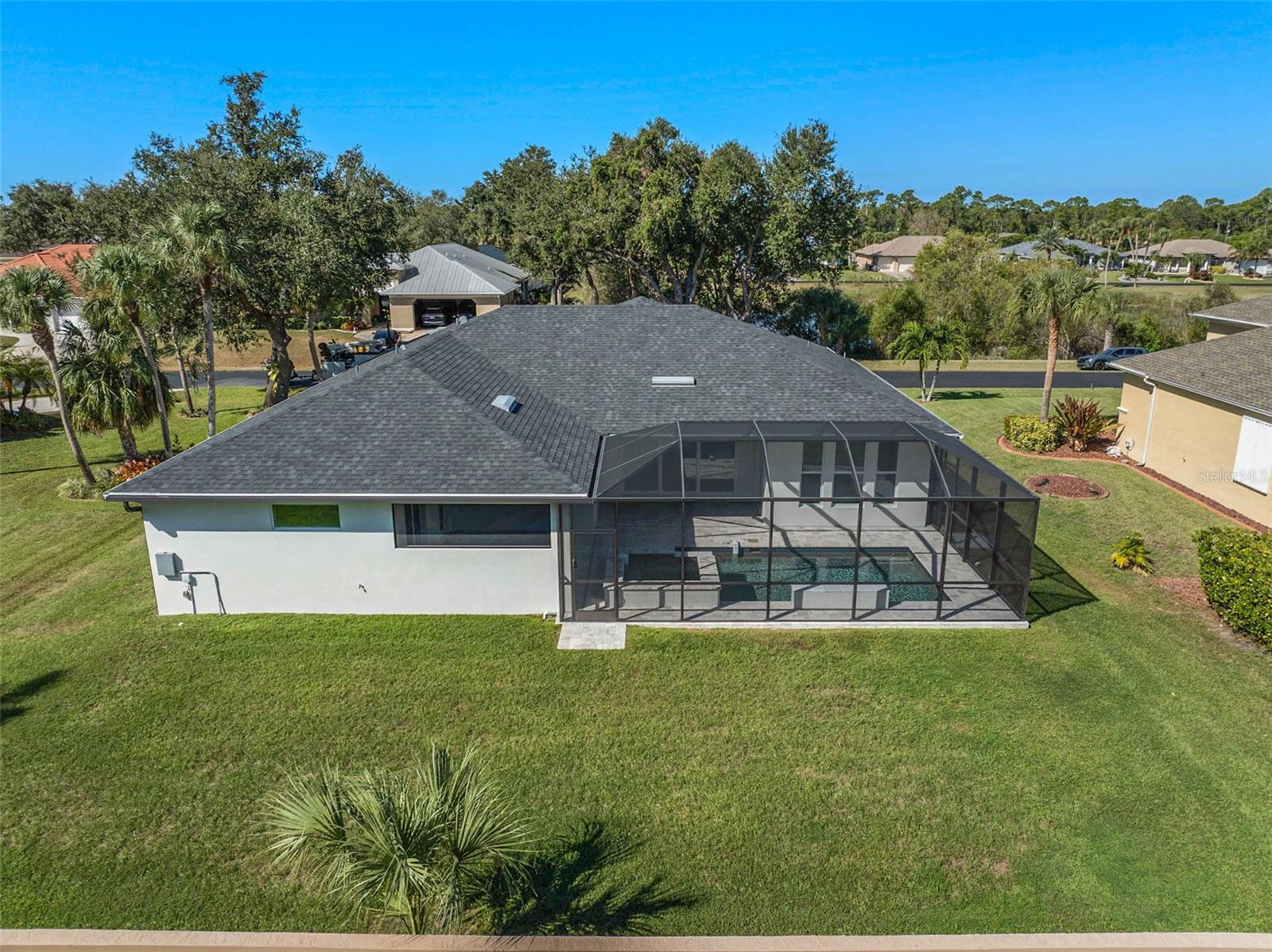 PEBBLE CREEK - Residential