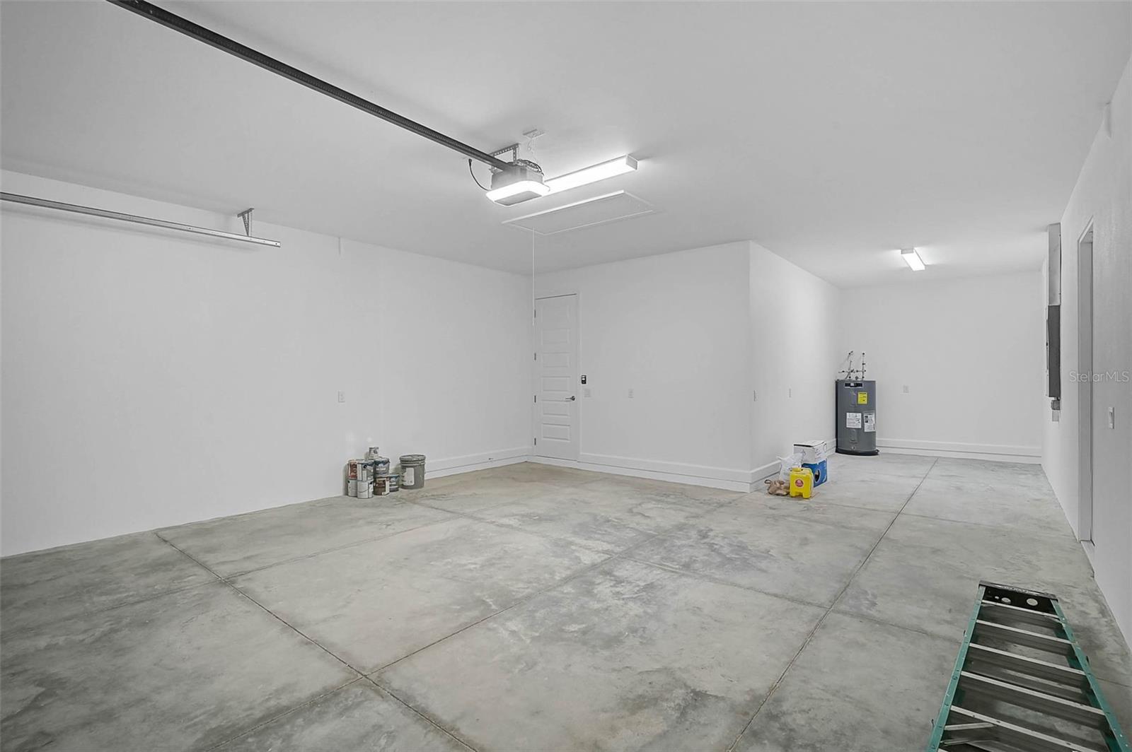 PEBBLE CREEK - Residential