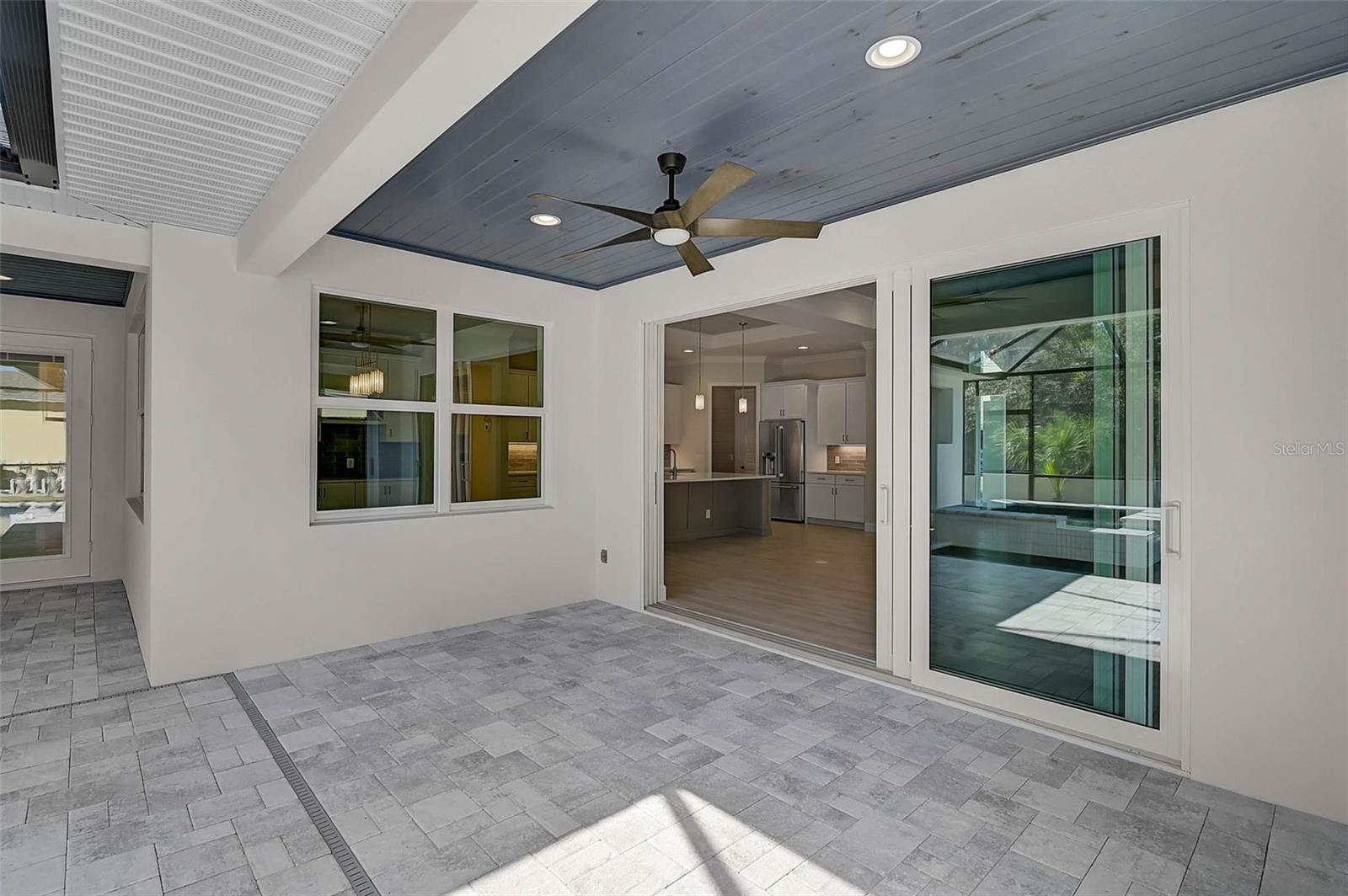 PEBBLE CREEK - Residential