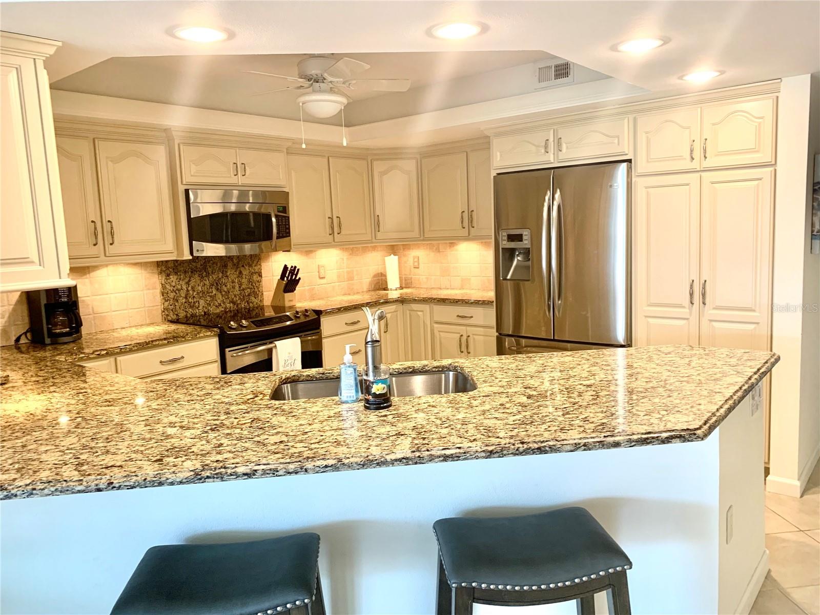 MOORINGS - Residential Lease