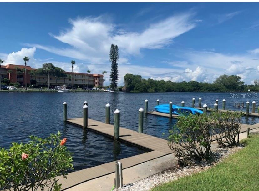 MOORINGS - Residential Lease