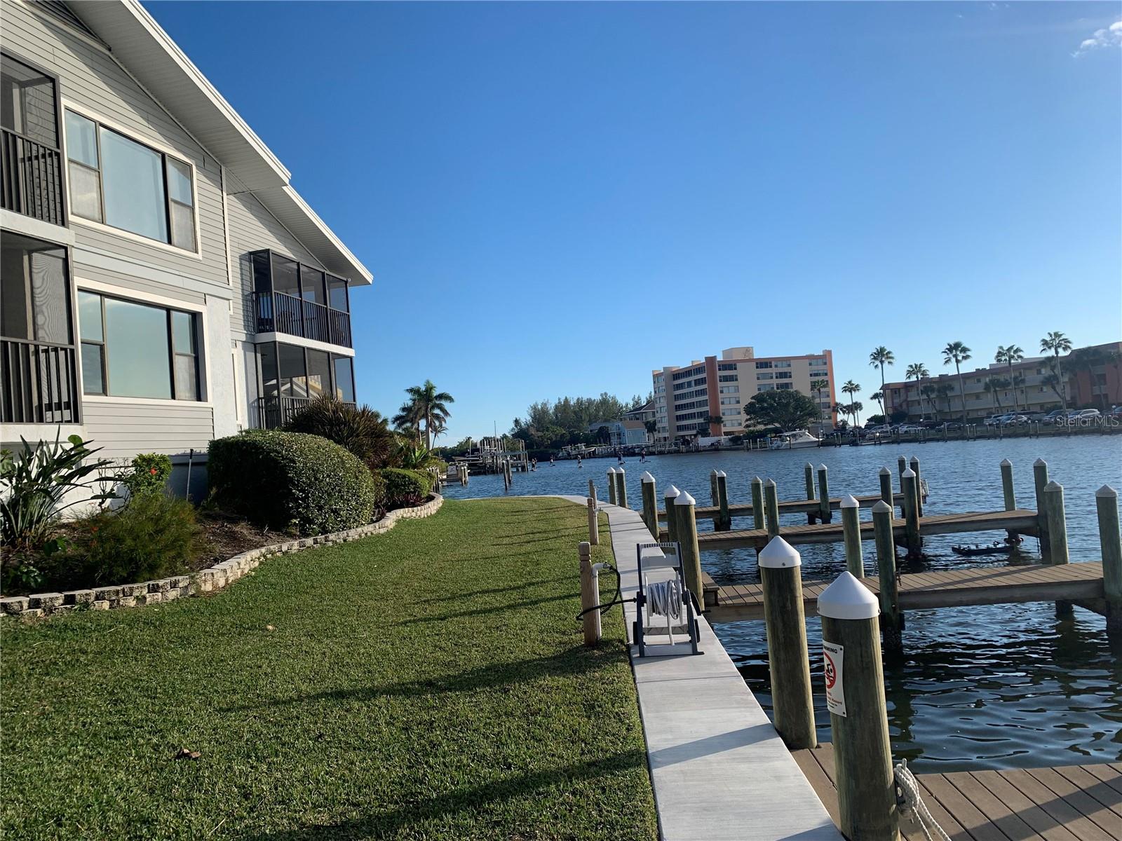 MOORINGS - Residential Lease