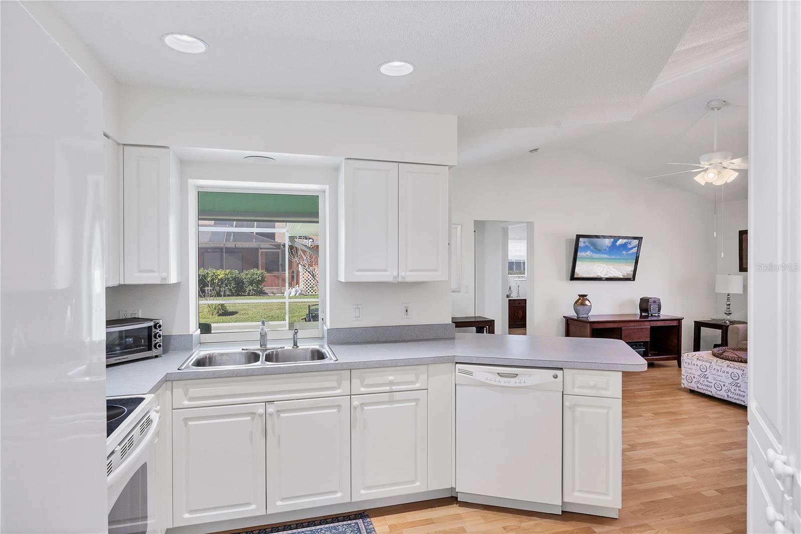 GULF VIEW ESTATES - Residential