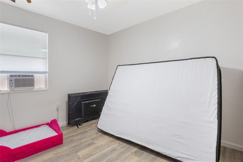 Tiny photo for 300 N Dixie Avenue, Fruitland Park, FL 34731 (MLS # G5100161)