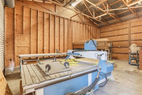 Tiny photo for 300 N Dixie Avenue, Fruitland Park, FL 34731 (MLS # G5100161)