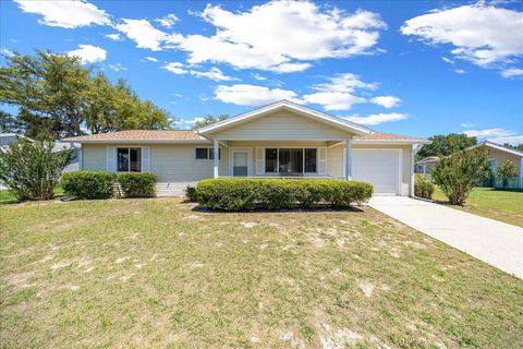 Photo of 8445 SW 109th Street, Ocala, FL 34481 (MLS # OM723277)
