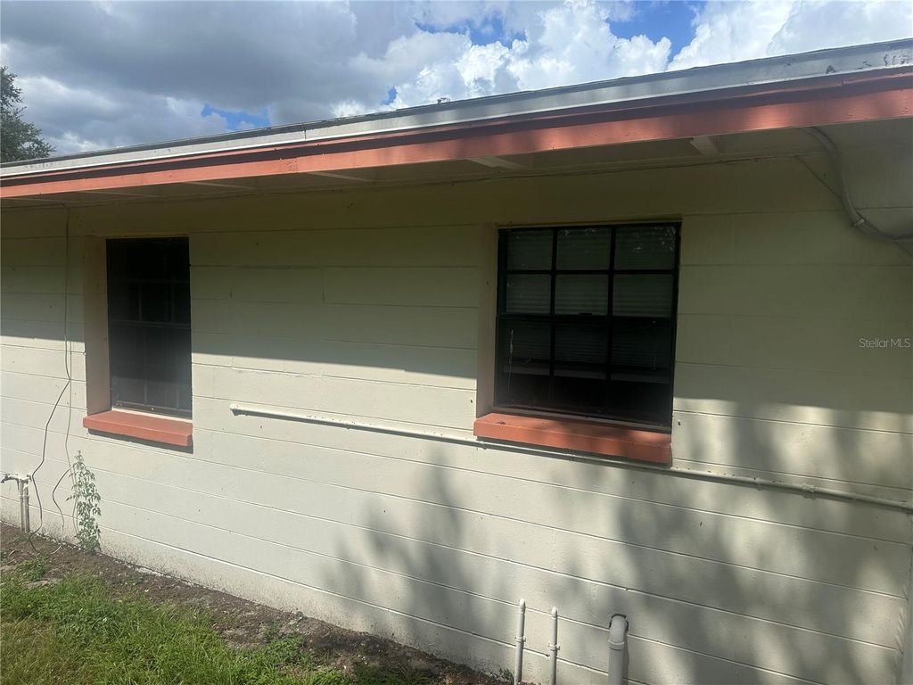 Photo of 4112 W Fairview Heights, Tampa, FL 33616 (MLS # A4667852)
