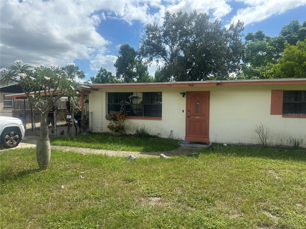 Photo of 4112 W Fairview Heights, Tampa, FL 33616 (MLS # A4667852)