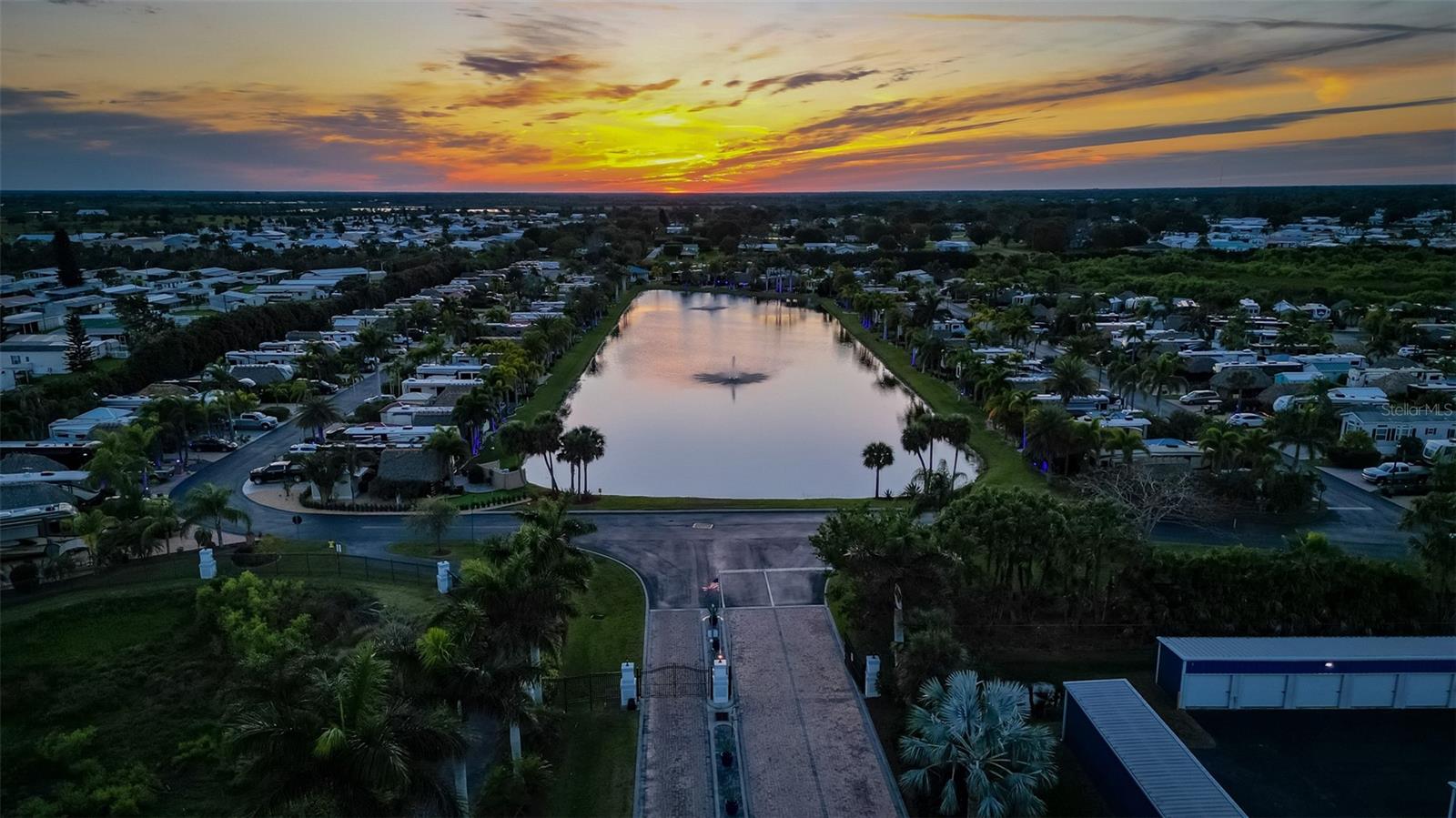 SILVER PALMS RV RESORT - Land