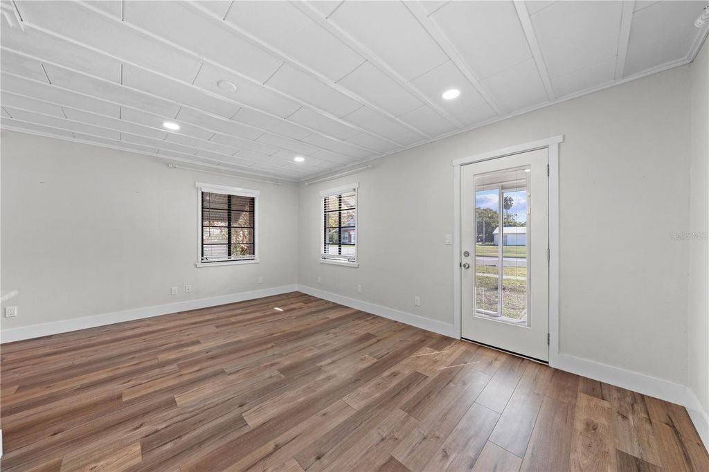 Photo of 804 Massachusetts Avenue, Saint Cloud, FL 34769 (MLS # S5145560)