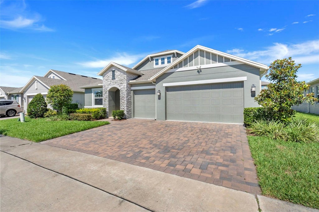 Photo of 1817 Lake Sims Parkway, Ocoee, FL 34761 (MLS # O6435350)