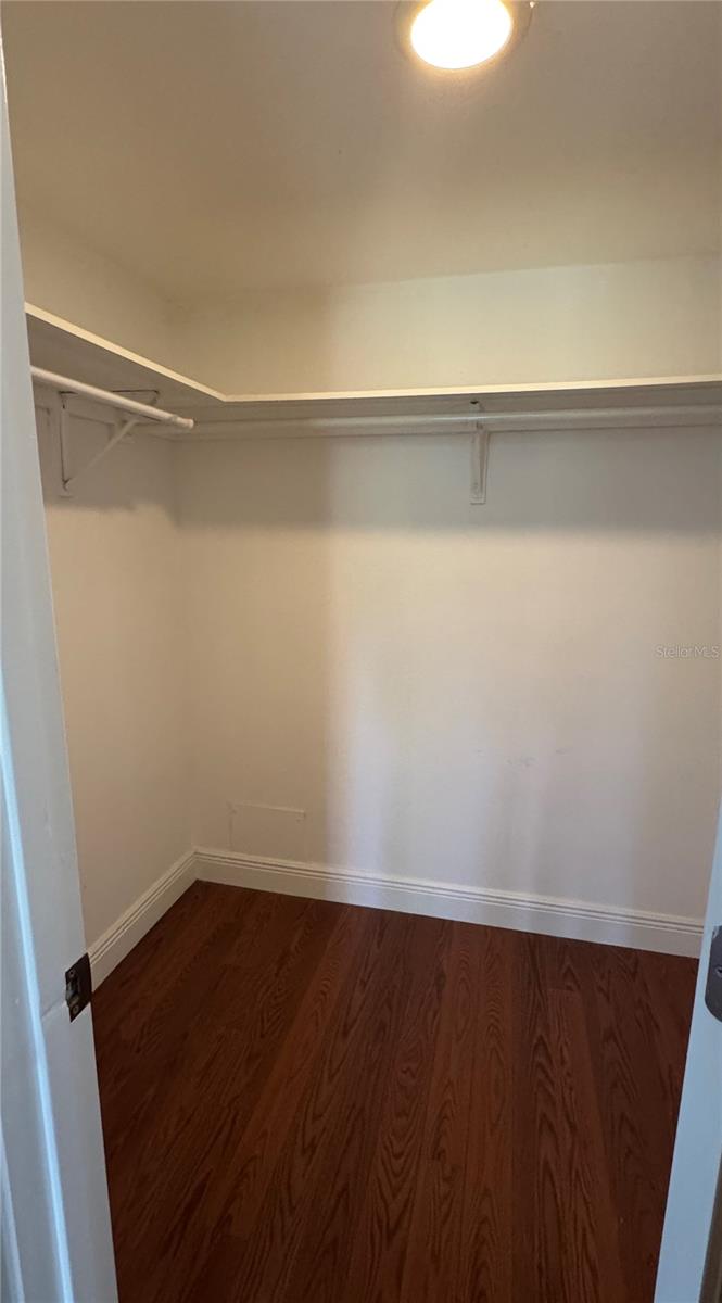 EAST LAKE WOODLANDS CYPRESS ESTATES - Residential Lease