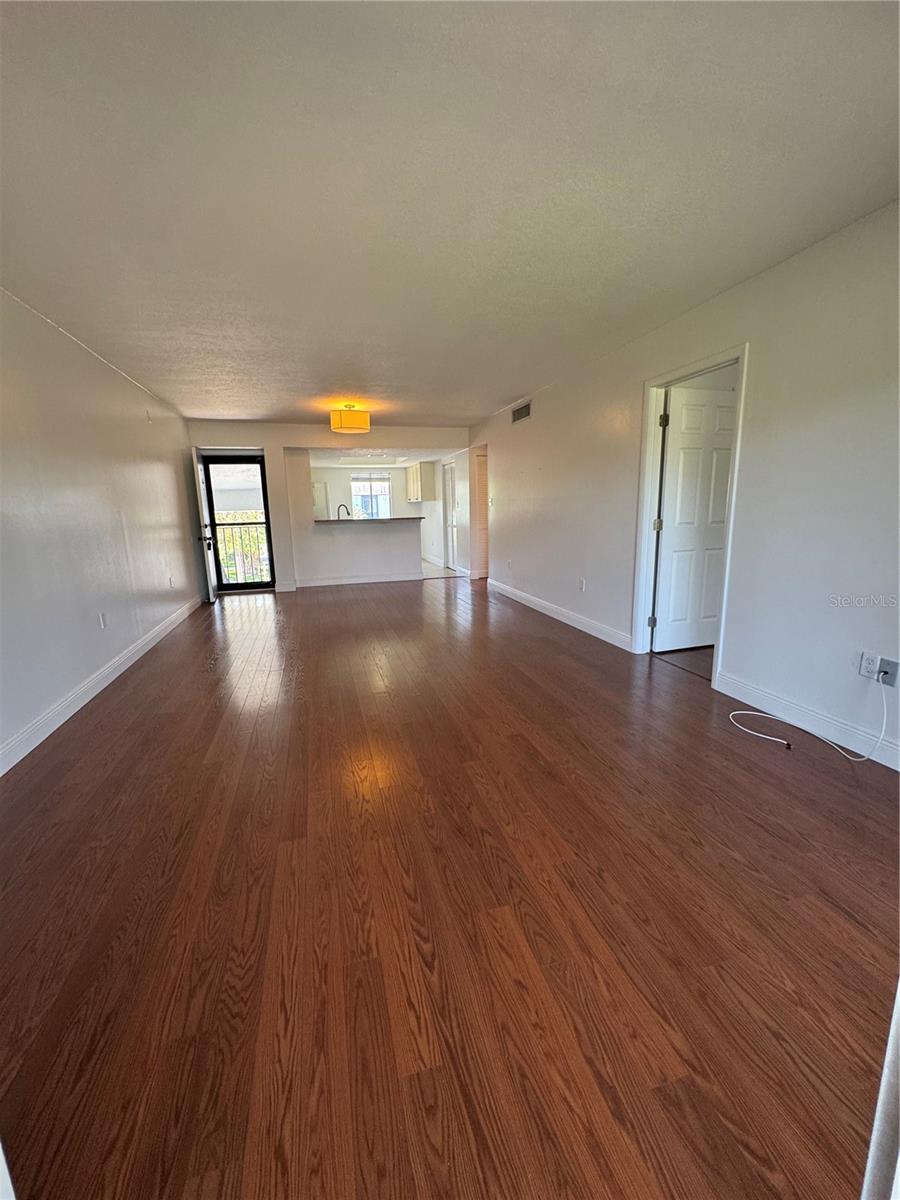 EAST LAKE WOODLANDS CYPRESS ESTATES - Residential Lease