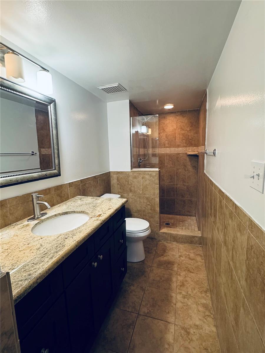 EAST LAKE WOODLANDS CYPRESS ESTATES - Residential Lease