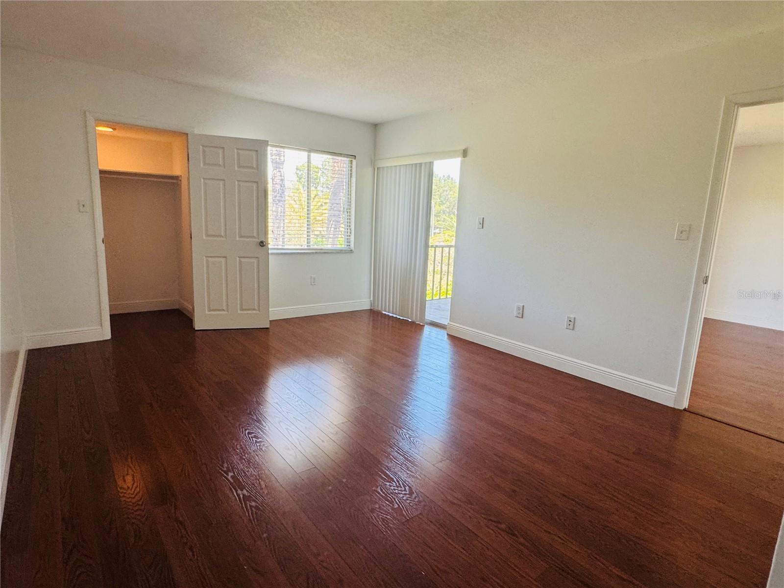 EAST LAKE WOODLANDS CYPRESS ESTATES - Residential Lease