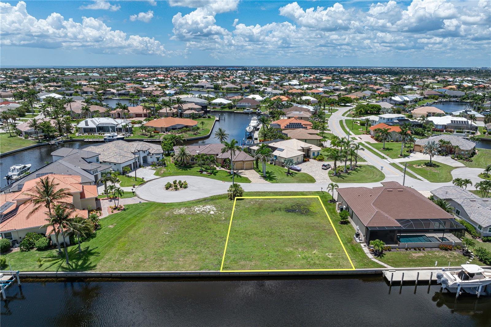 PUNTA GORDA ISLES SEC 14 - Land