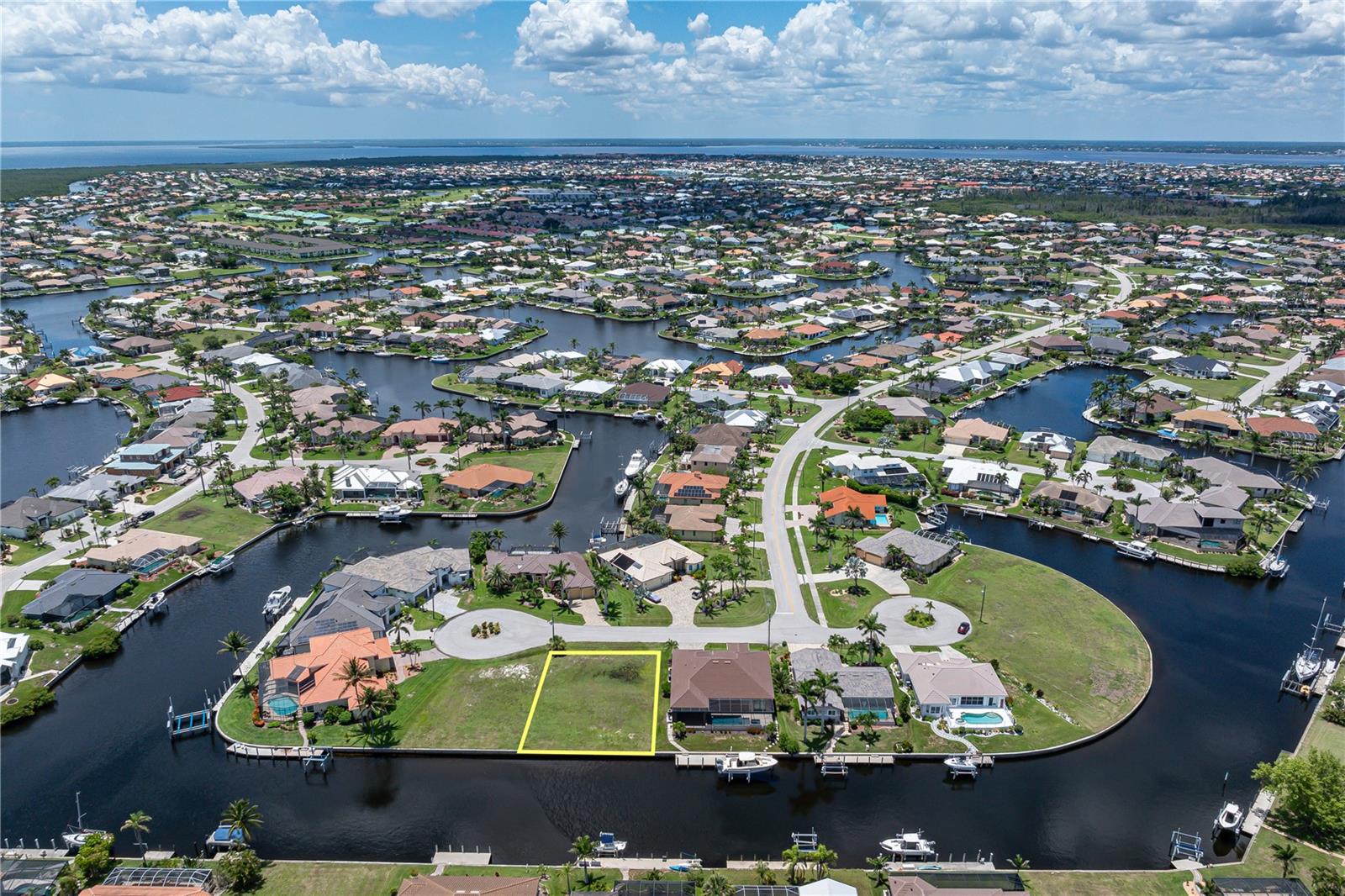 PUNTA GORDA ISLES SEC 14 - Land