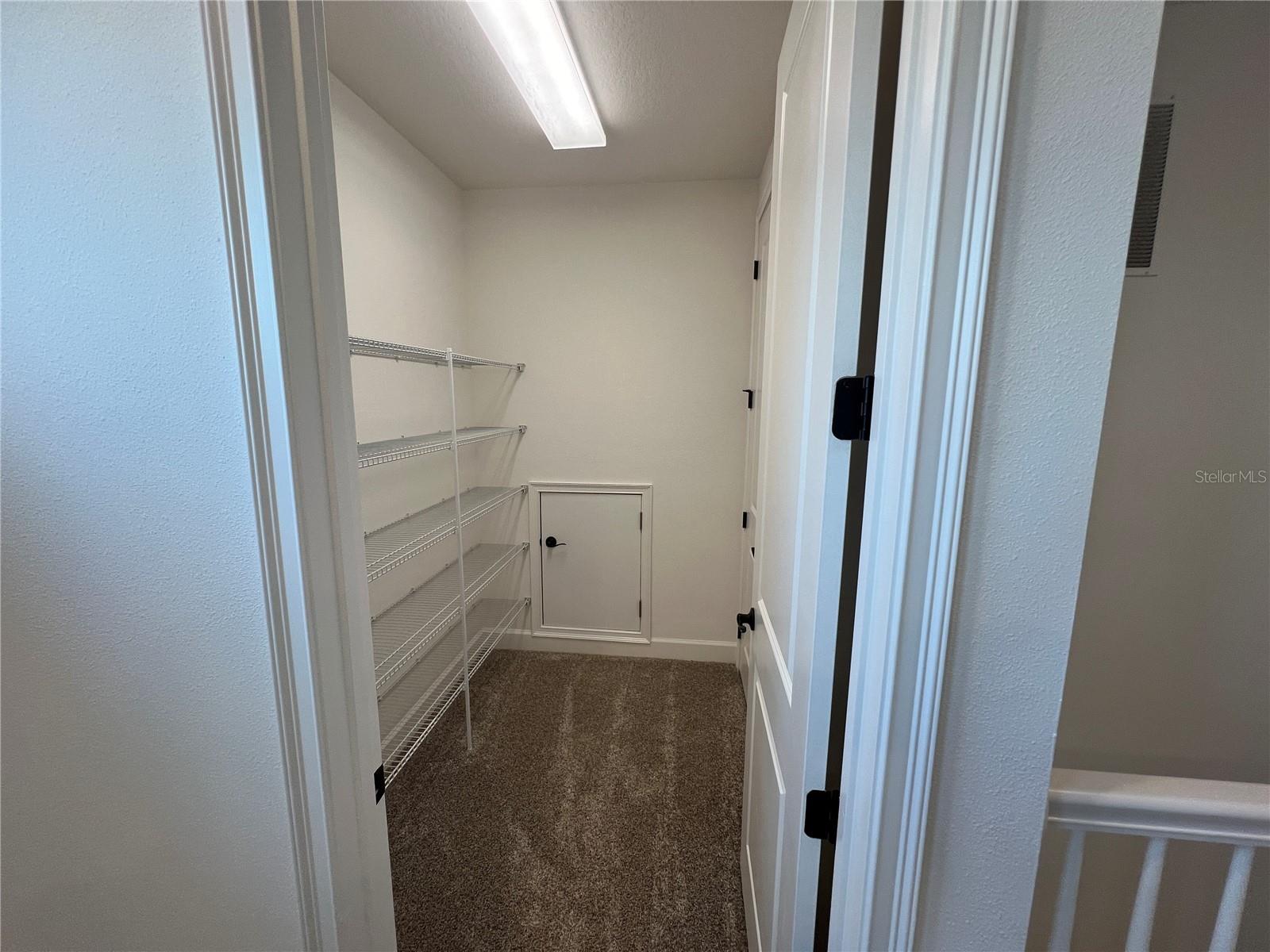 MIRABAY - Residential