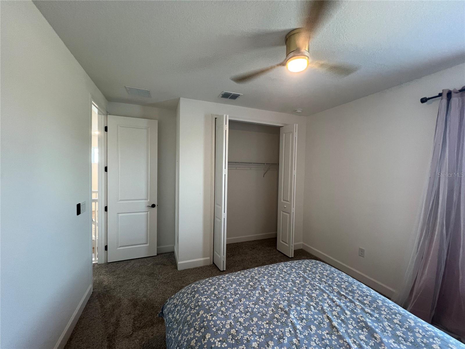 MIRABAY - Residential