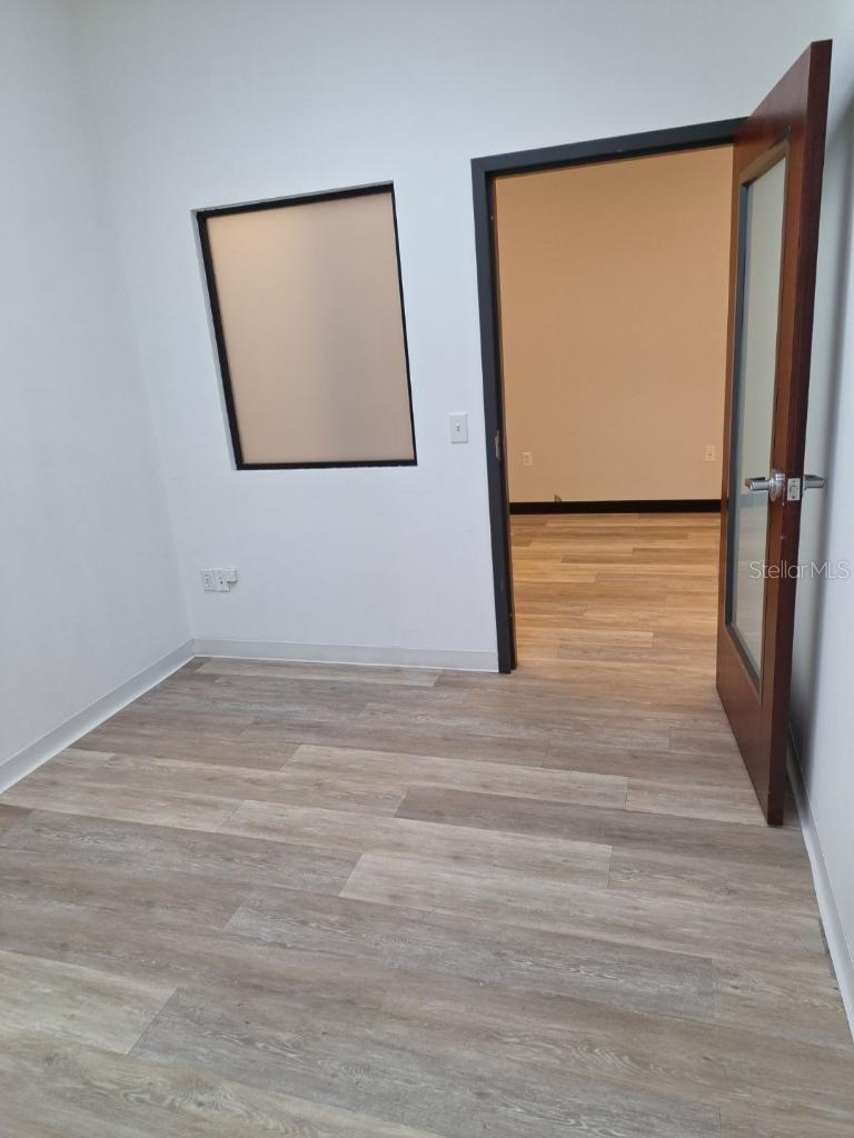 OFFICES/VERANDA PARK BLDG 7000 - Commercial Lease