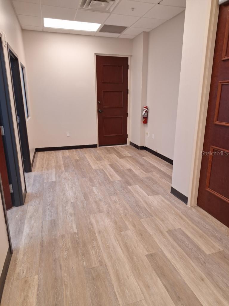 OFFICES/VERANDA PARK BLDG 7000 - Commercial Lease