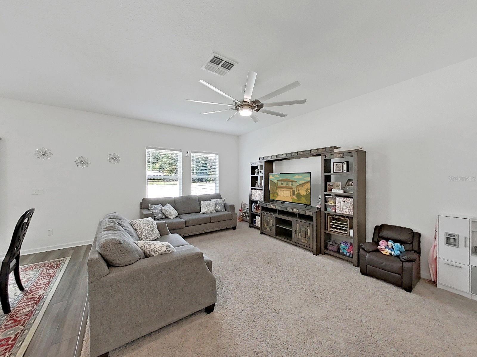 CLINTON CORNER - Residential