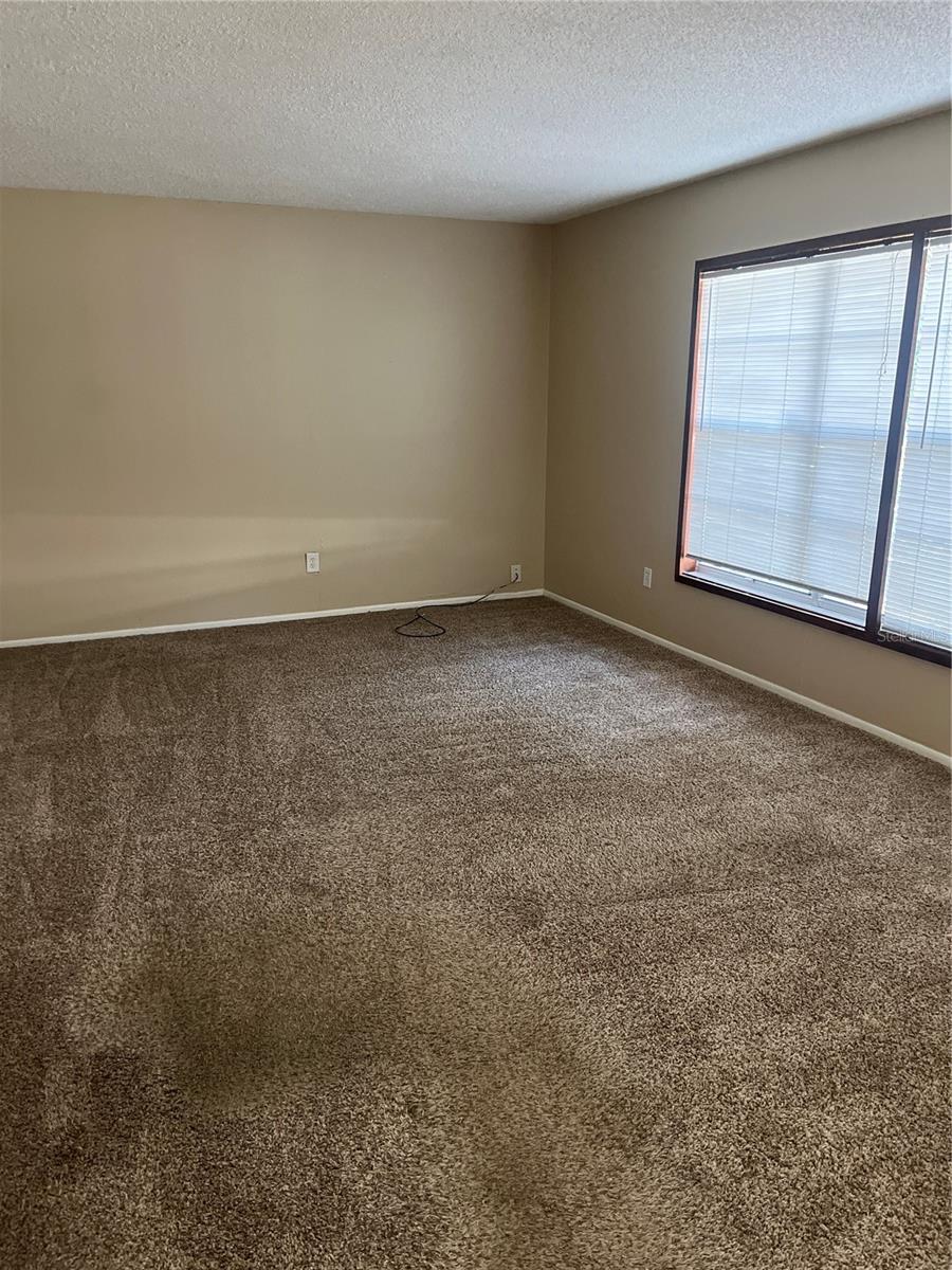 RIVER RUN SEC 1 - Residential Lease