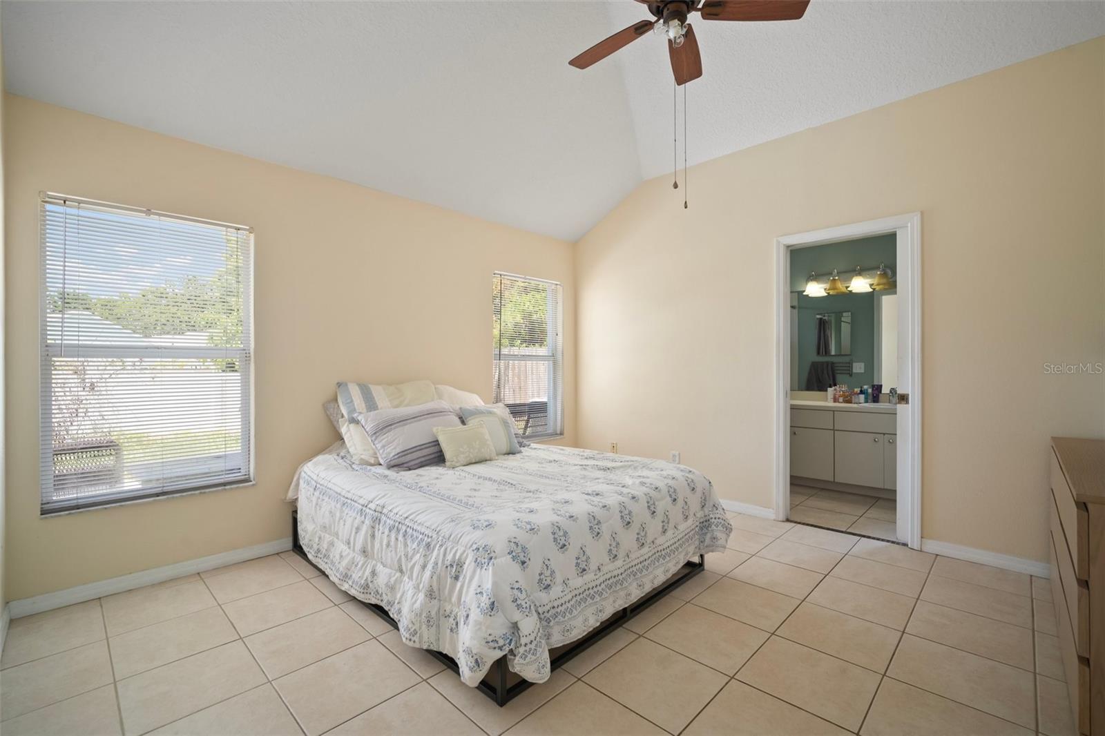 7534 OXFORD GARDEN CIRCLE