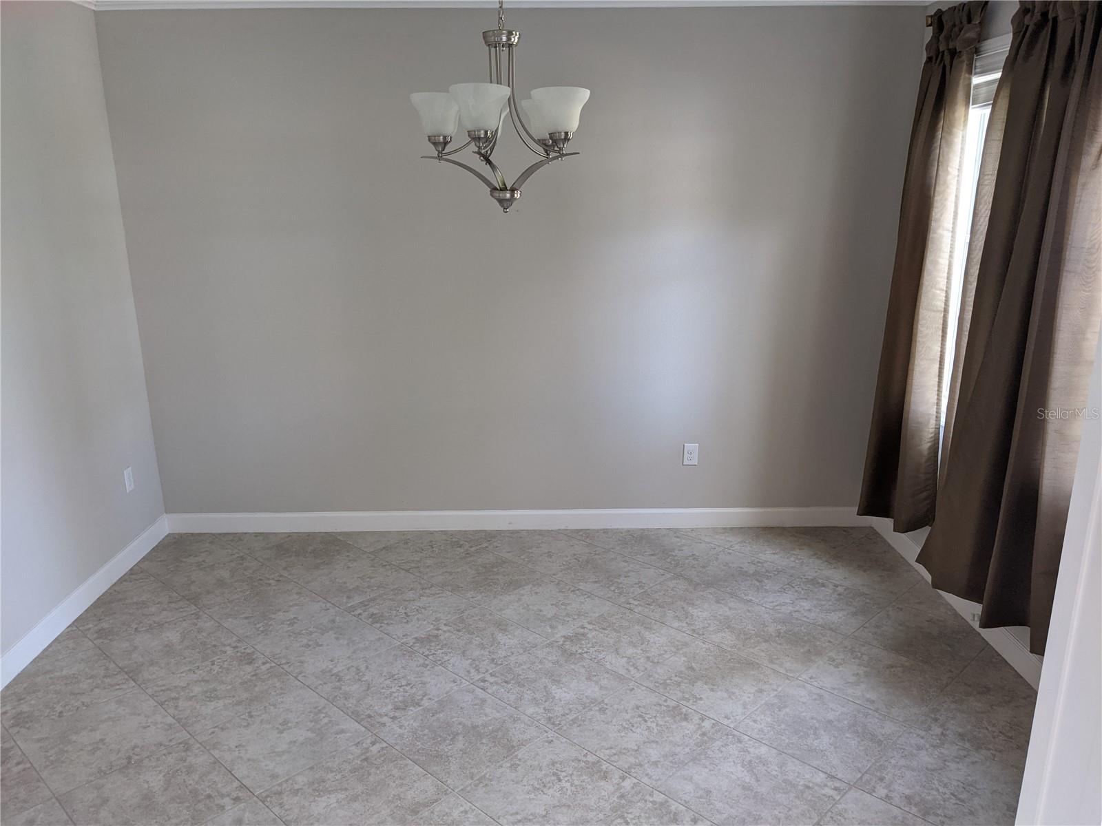 OAKS AT SHADY CREEK PH 1 - Residential Lease