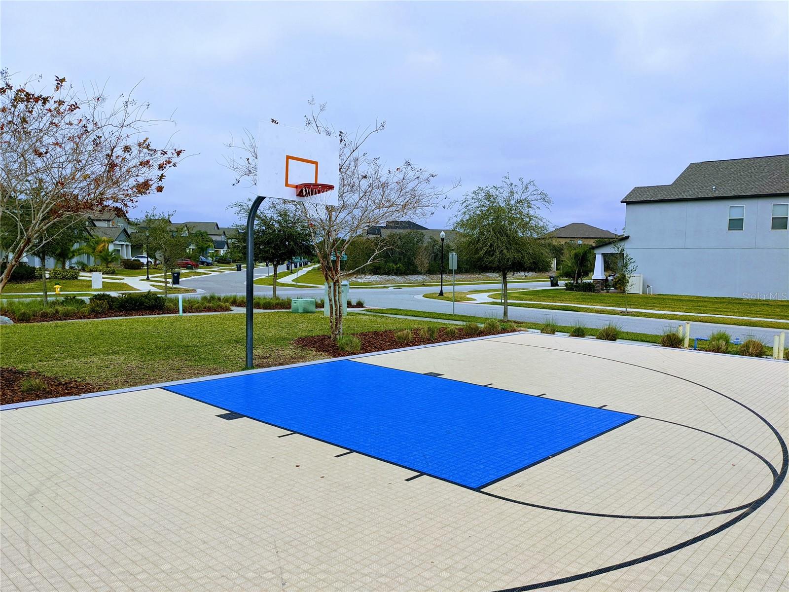 OAKS AT SHADY CREEK PH 1 - Residential Lease