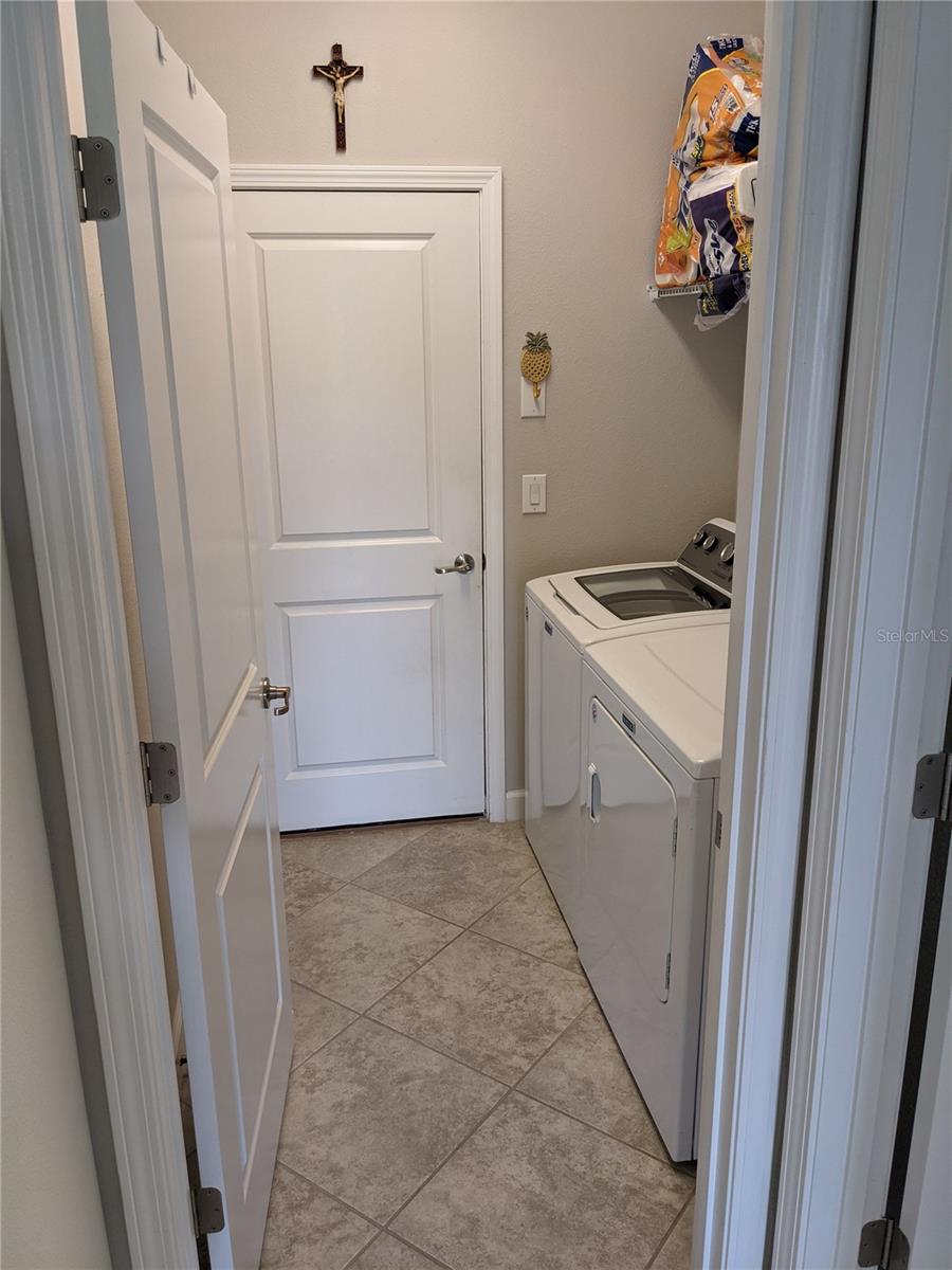 OAKS AT SHADY CREEK PH 1 - Residential Lease