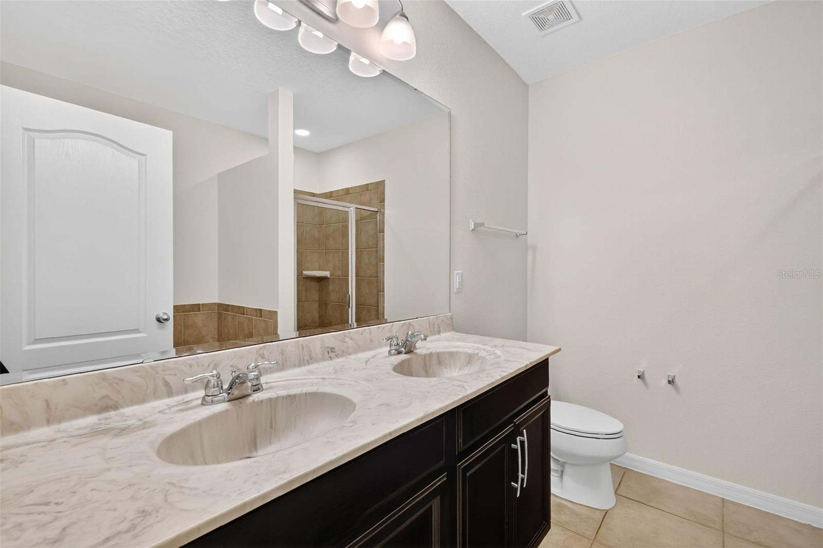 OAK BEND - Residential