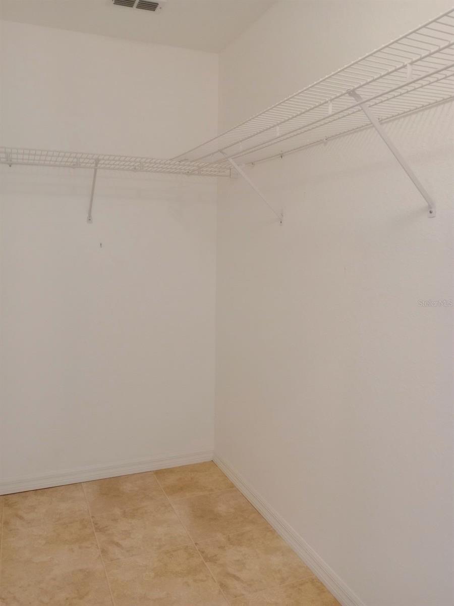 SPRUCE CREEK PRESERVE III - Residential Lease