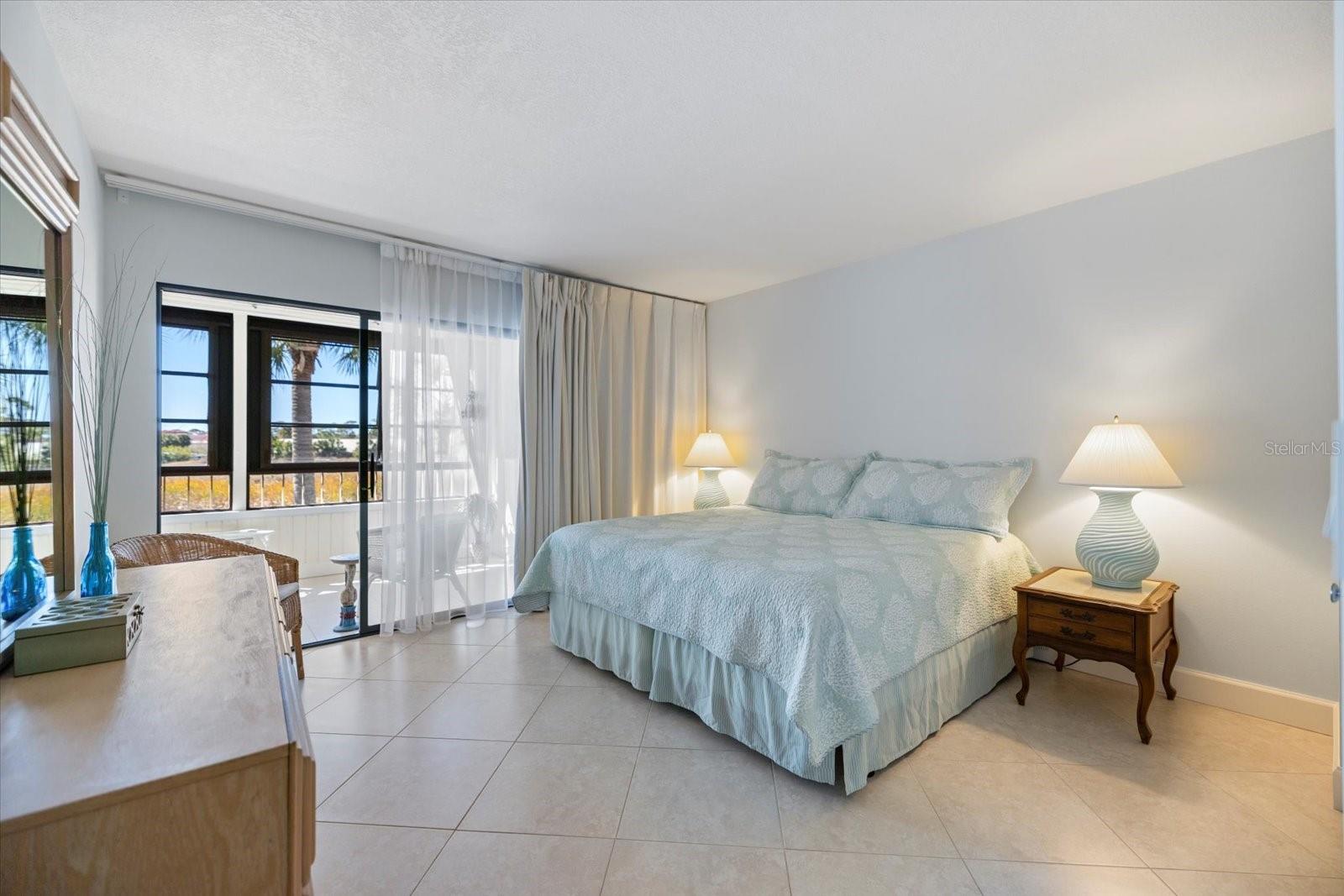 BIRD BAY I - Residential