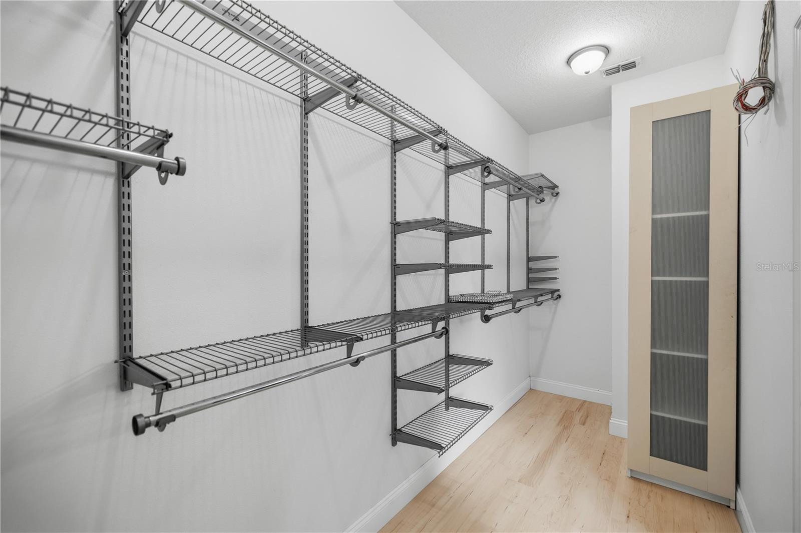 BELLEVIEW - Residential