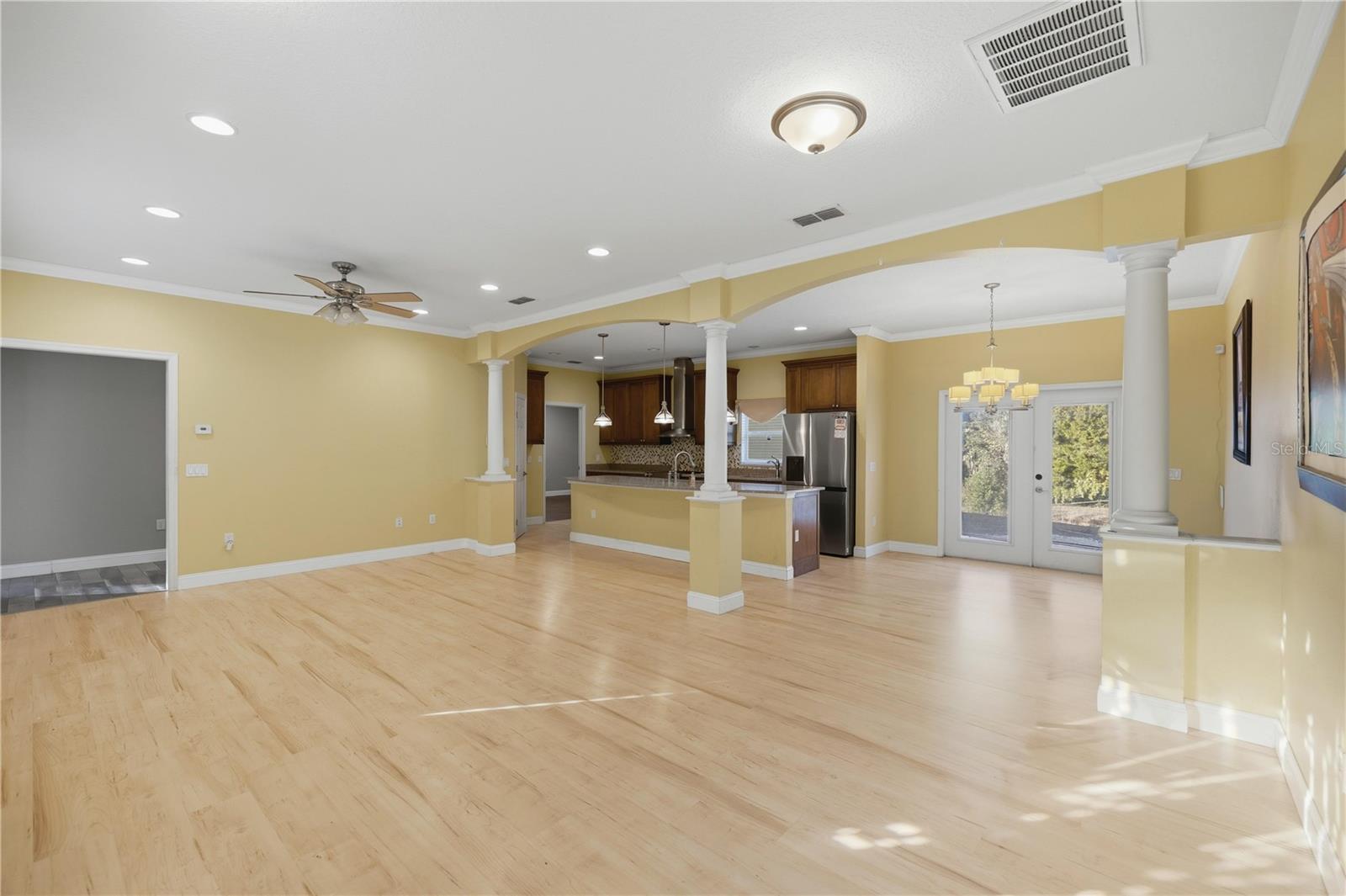 BELLEVIEW - Residential